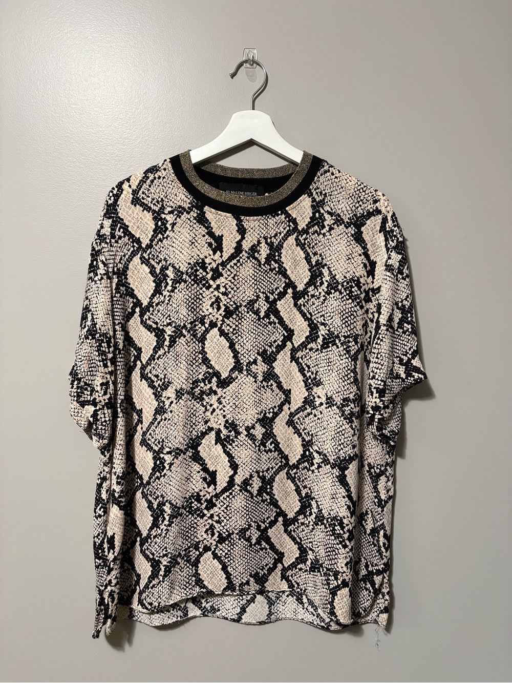 Malene Birger Short Sleeve Snakeskin Print Crewneck Viscose Blouse